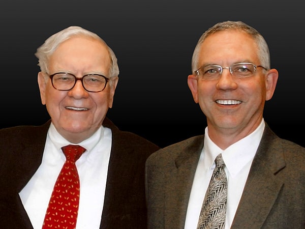 Foto de Warren Buffett y Glenn Smith