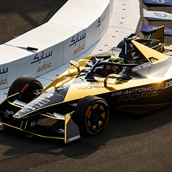 Formula E Round 10 – Stoffel Vandoorne and JEV finished P4 and P5